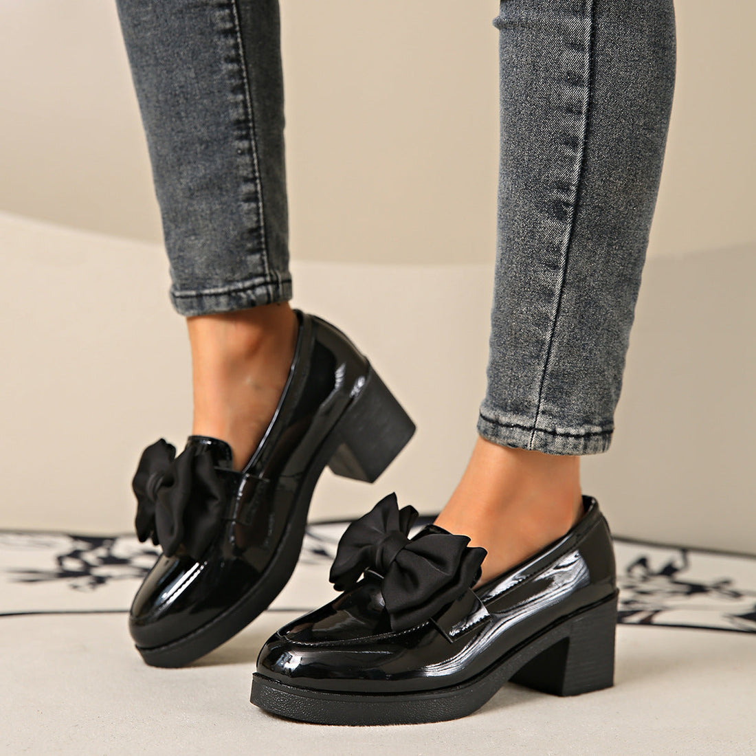 Womens Fashionable Bowtie Plus-Size High-Heel Pumps See size chart under “more details”