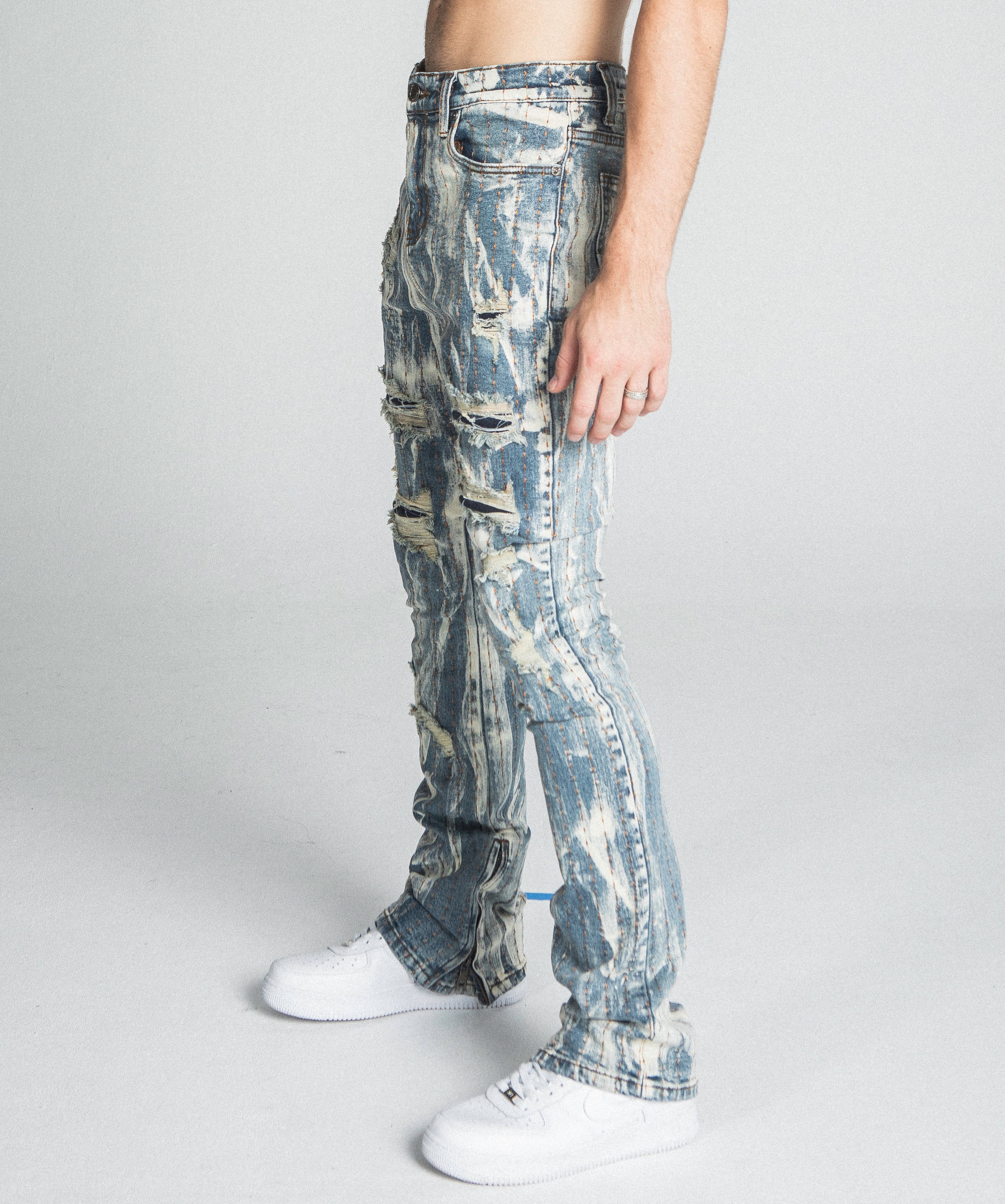 AJ17SK THREAD LINE STACKED JEANS