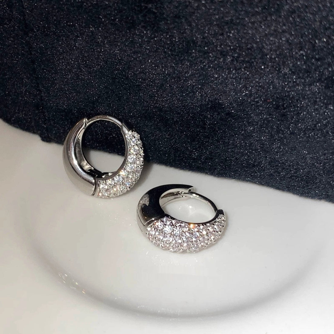 Women's Fashion Personalized Zircon Hoop Earrings