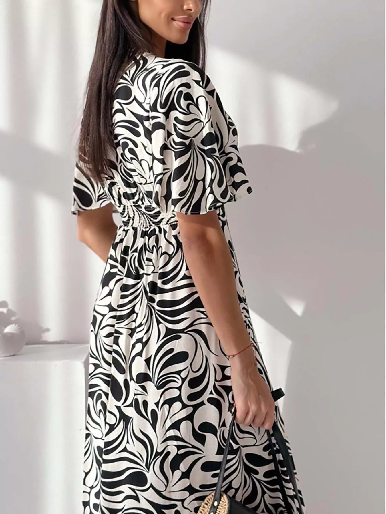 Women's Printed Flutter Sleeve Midi Dress