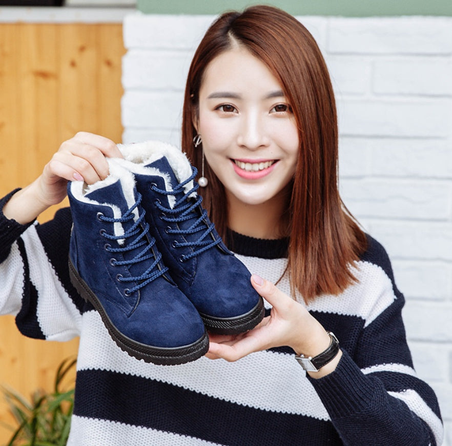 Women's Plush Snow Boots | Flat Heel Waterproof Casual Winter Boots