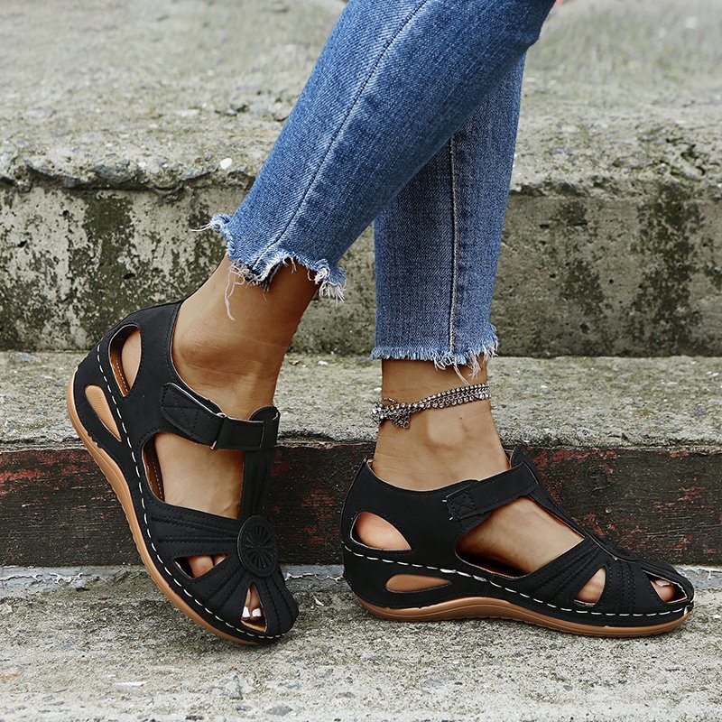 Women's Cutout Round-Toe Velcro Beach Sandals