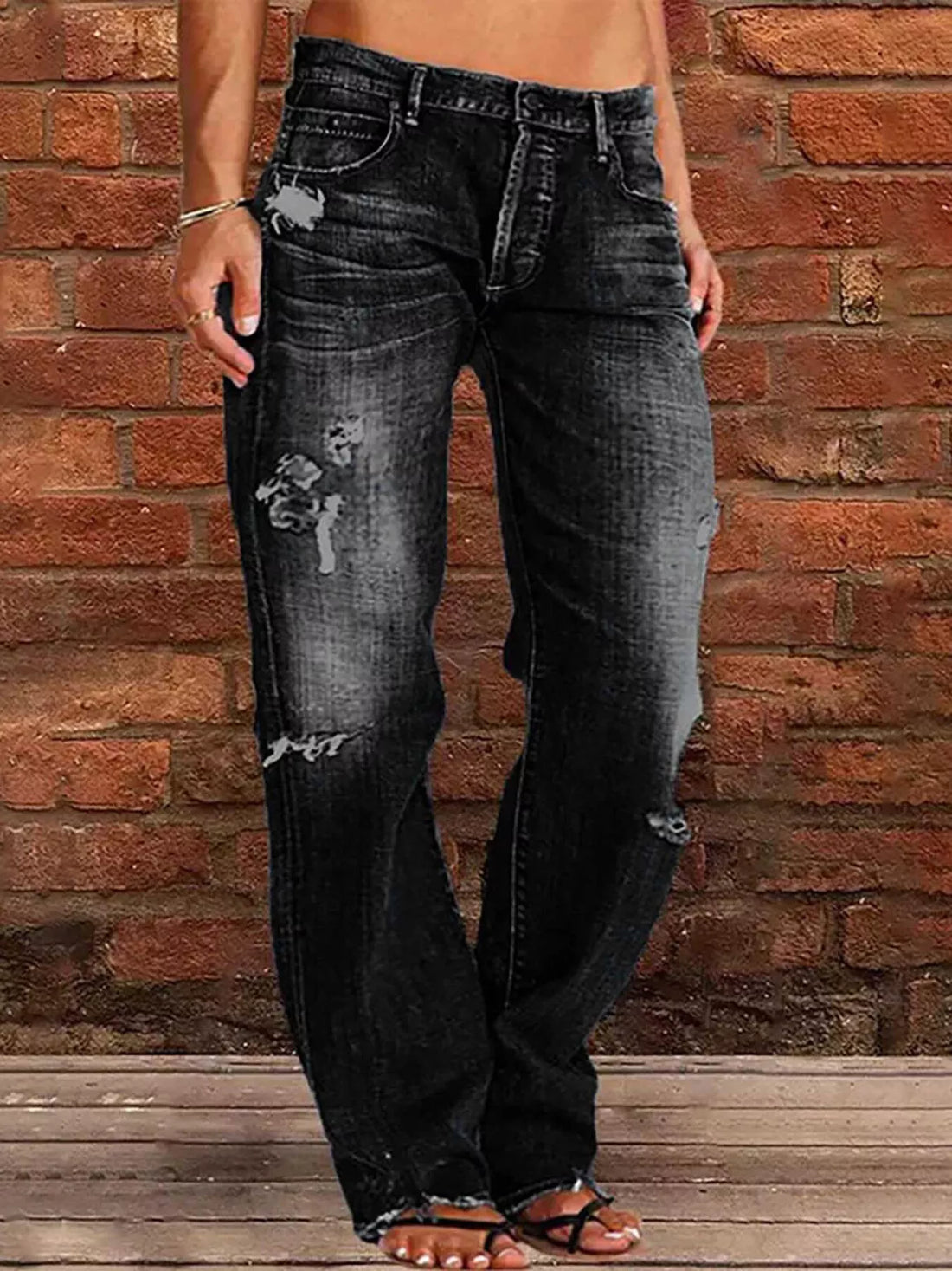 Women's Distressed Loose Fit Jeans