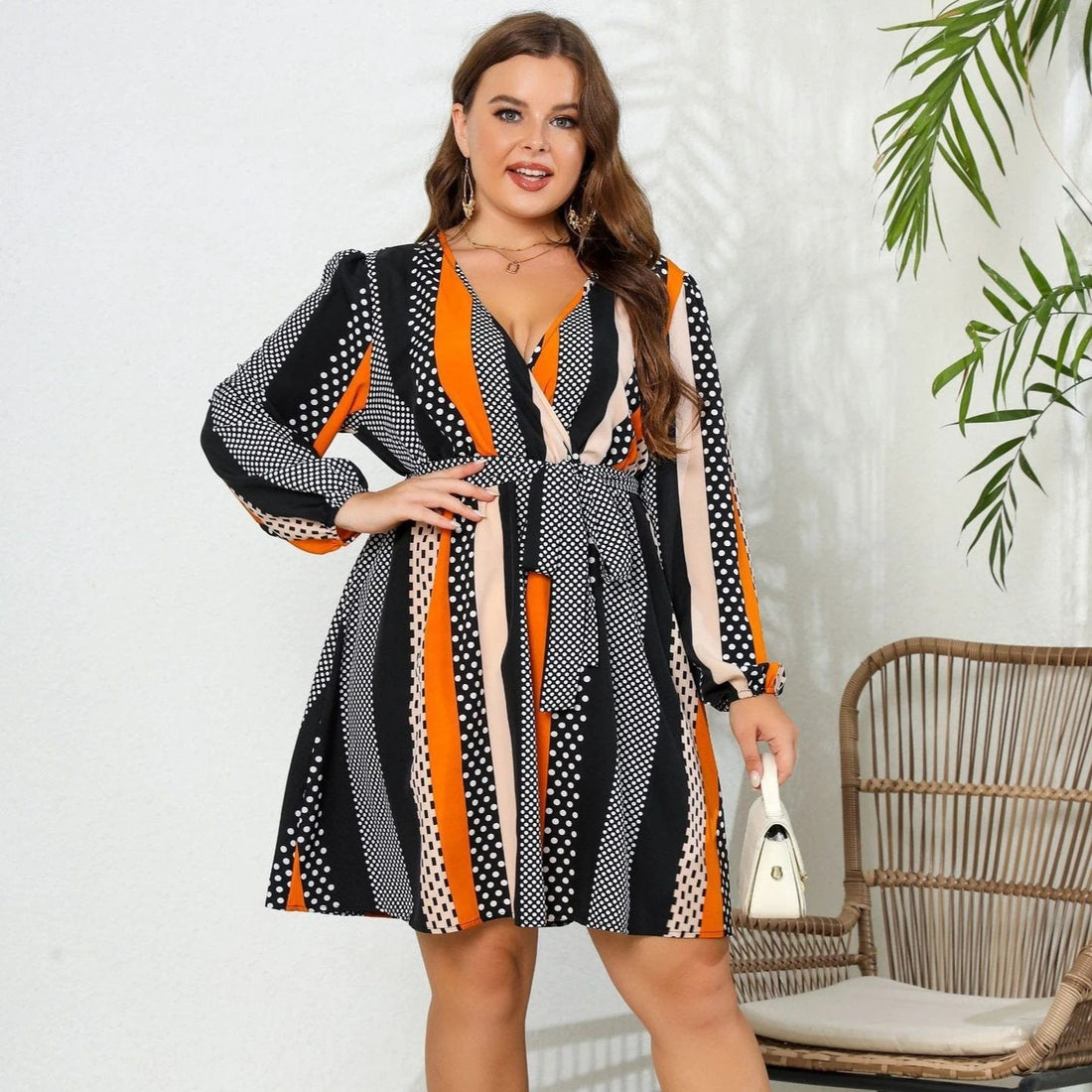 Women's V-neck Lace-up Plus Size Dress