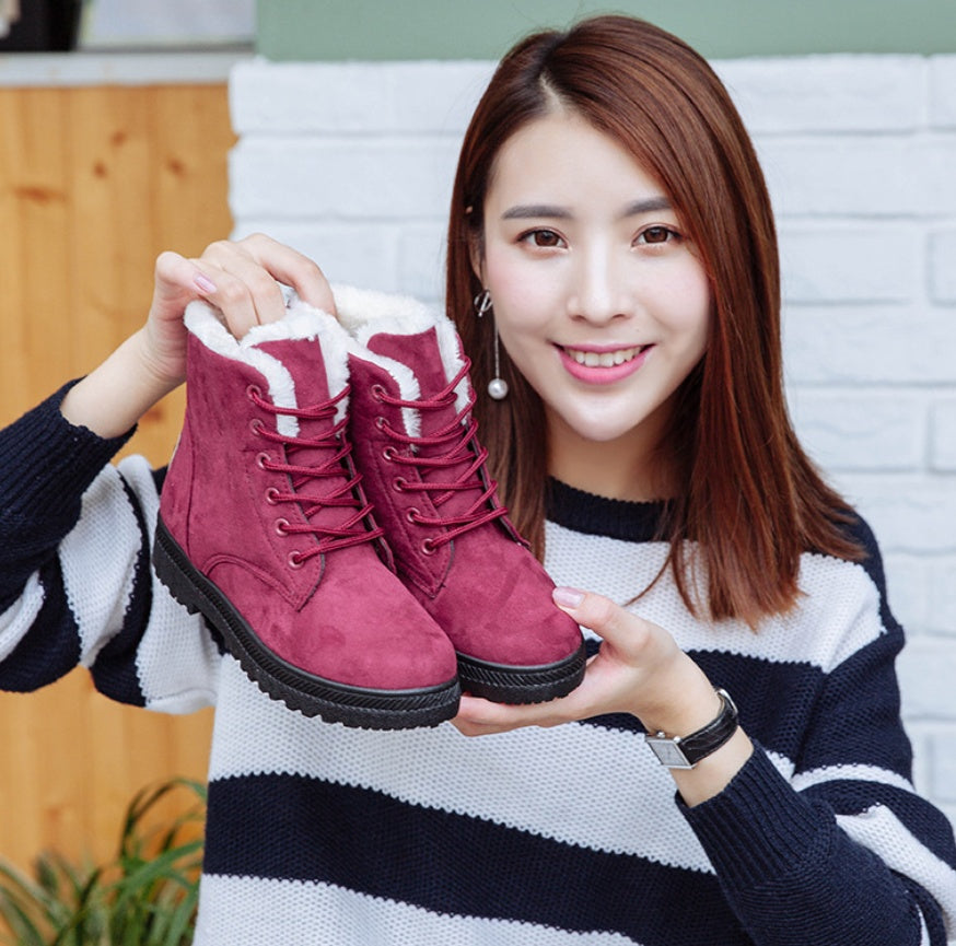 Women's Plush Snow Boots | Flat Heel Waterproof Casual Winter Boots