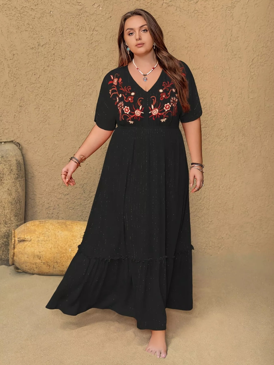 Women's Plus Size Embroidered V-Neck Maxi Dress