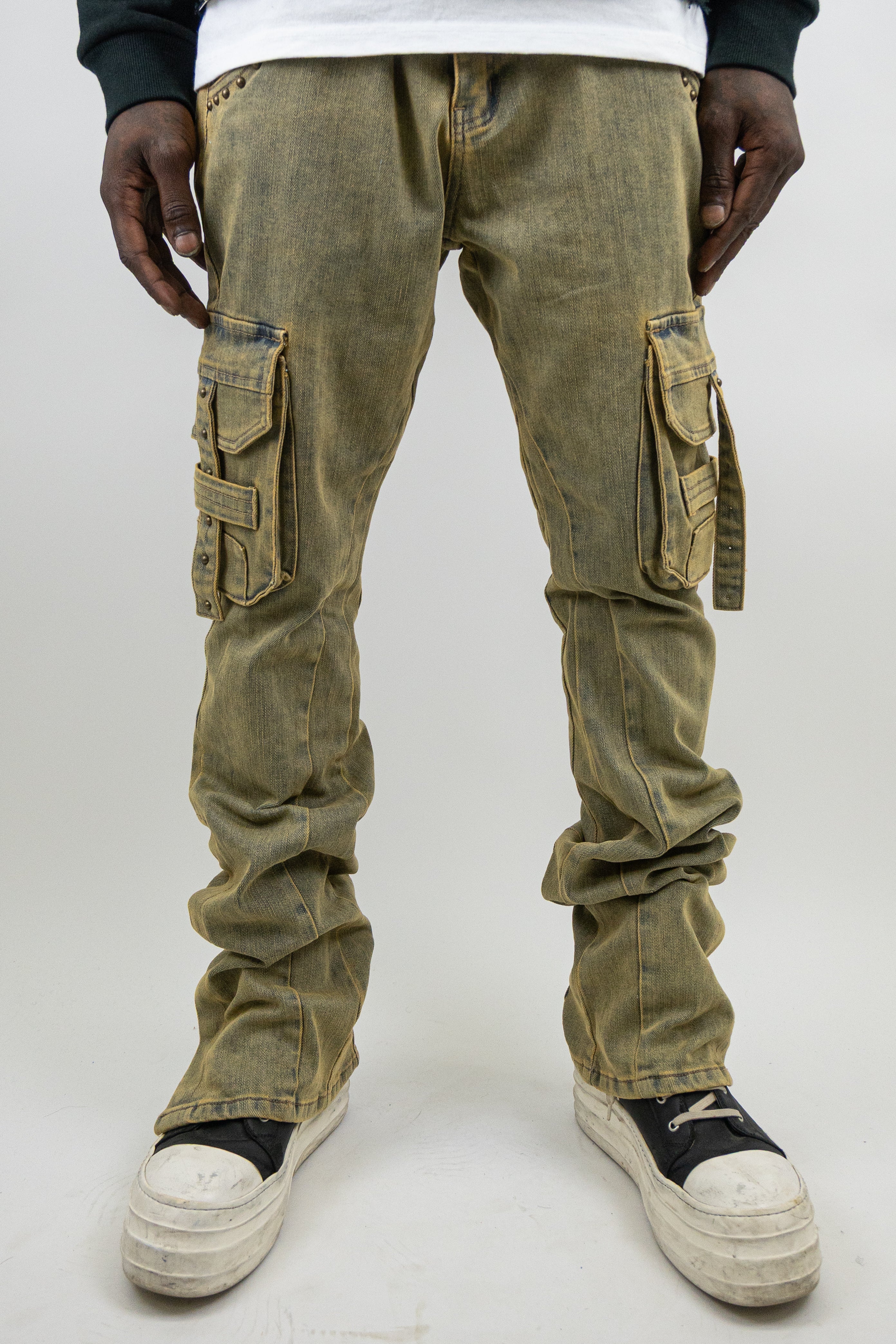 RM207SK -Studded Stacked Cargo Jeans