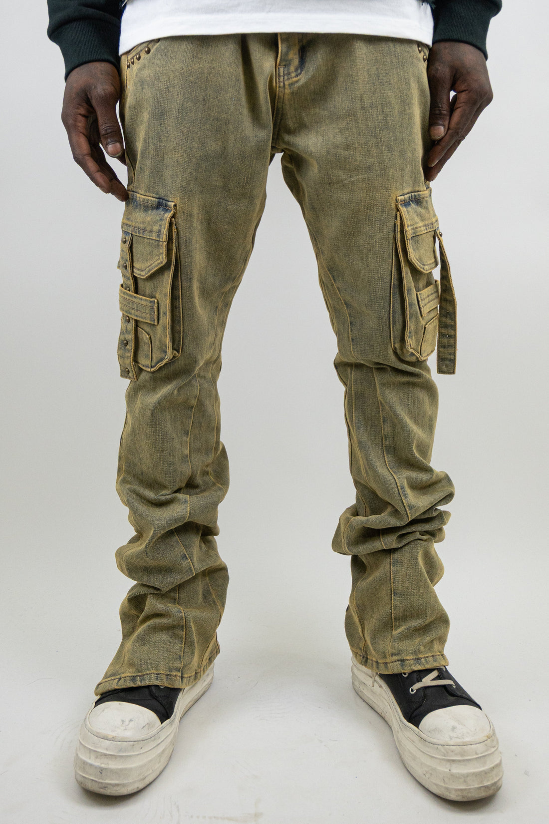 RM207SK -Studded Stacked Cargo Jeans