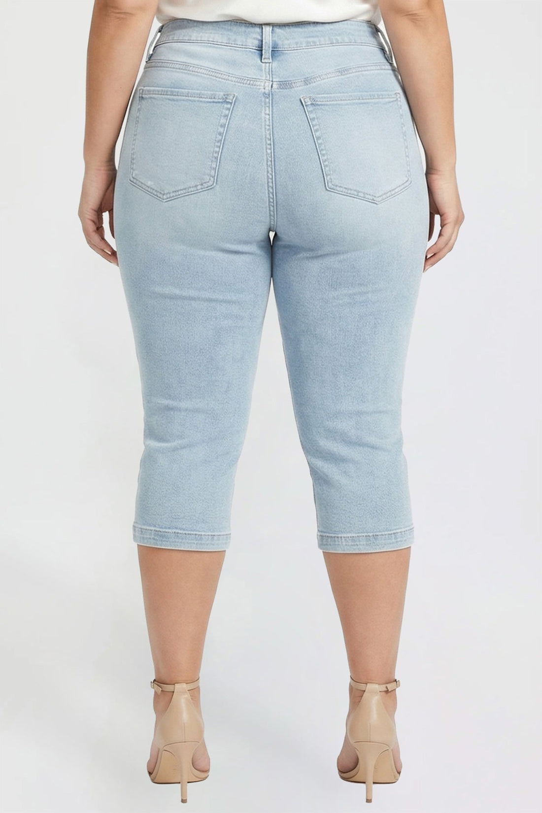 Women's Plus Pin Tuck Capri