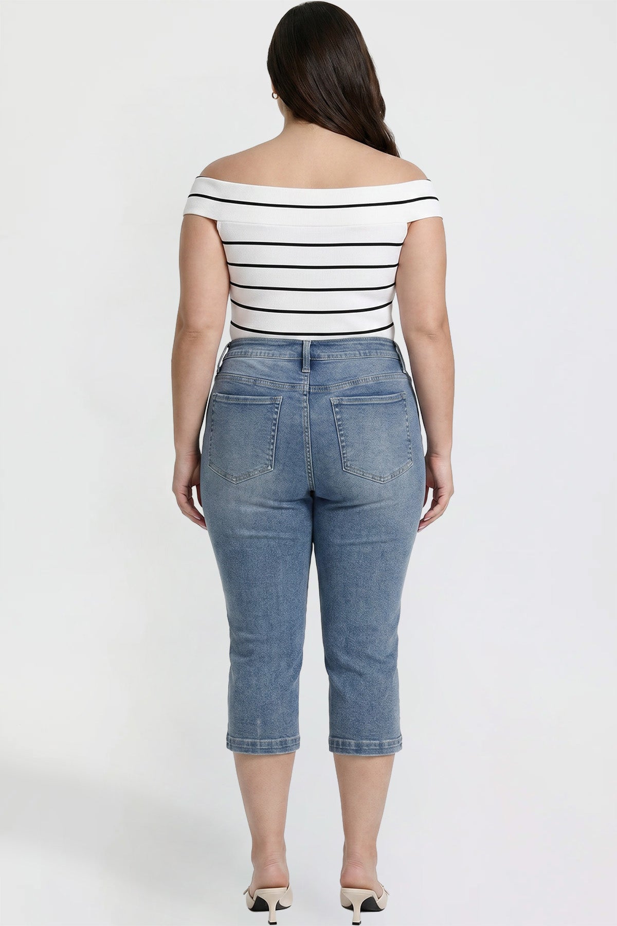 Women's Plus Pin Tuck Capri