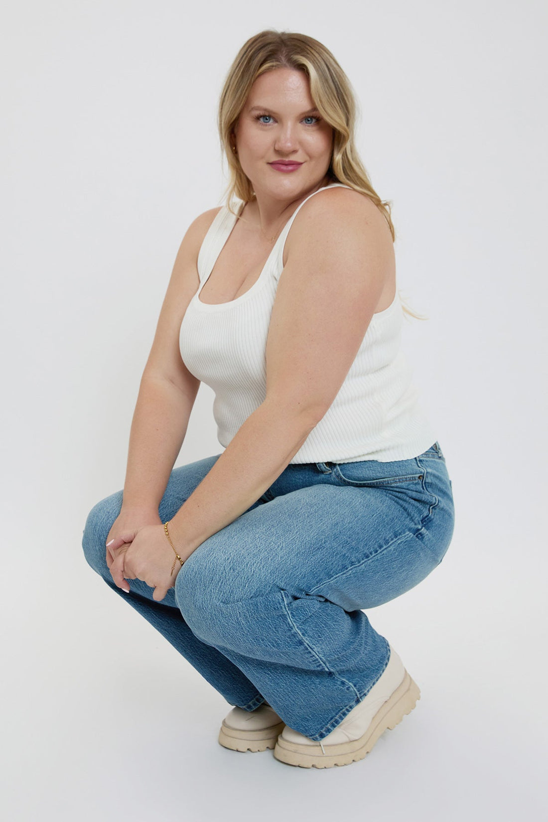 Women's Plus Luxe Wide Leg Jeans