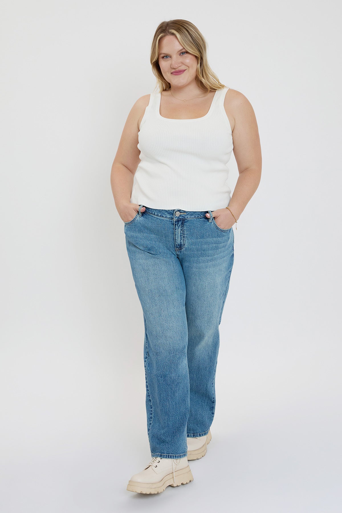 Women's Plus Luxe Wide Leg Jeans