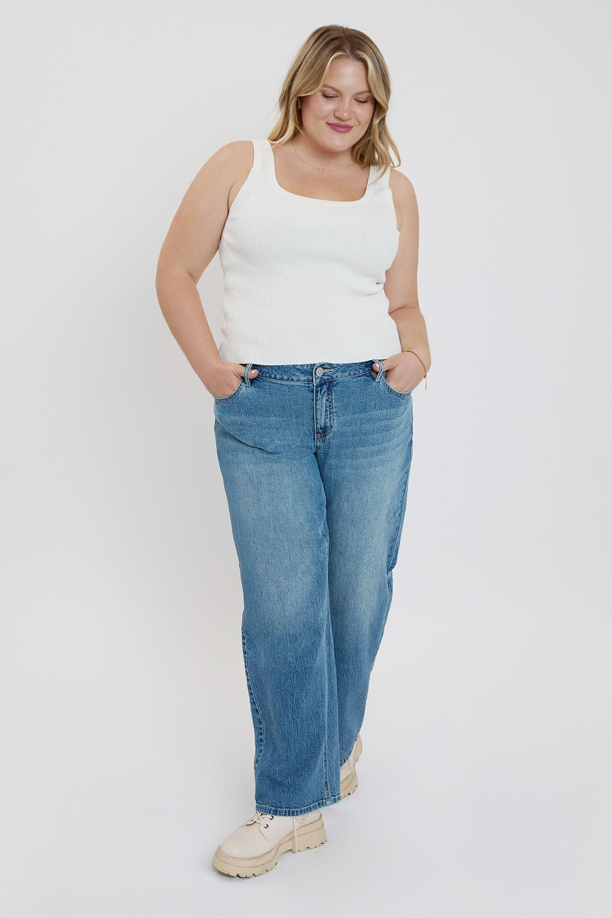 Women's Plus Luxe Wide Leg Jeans