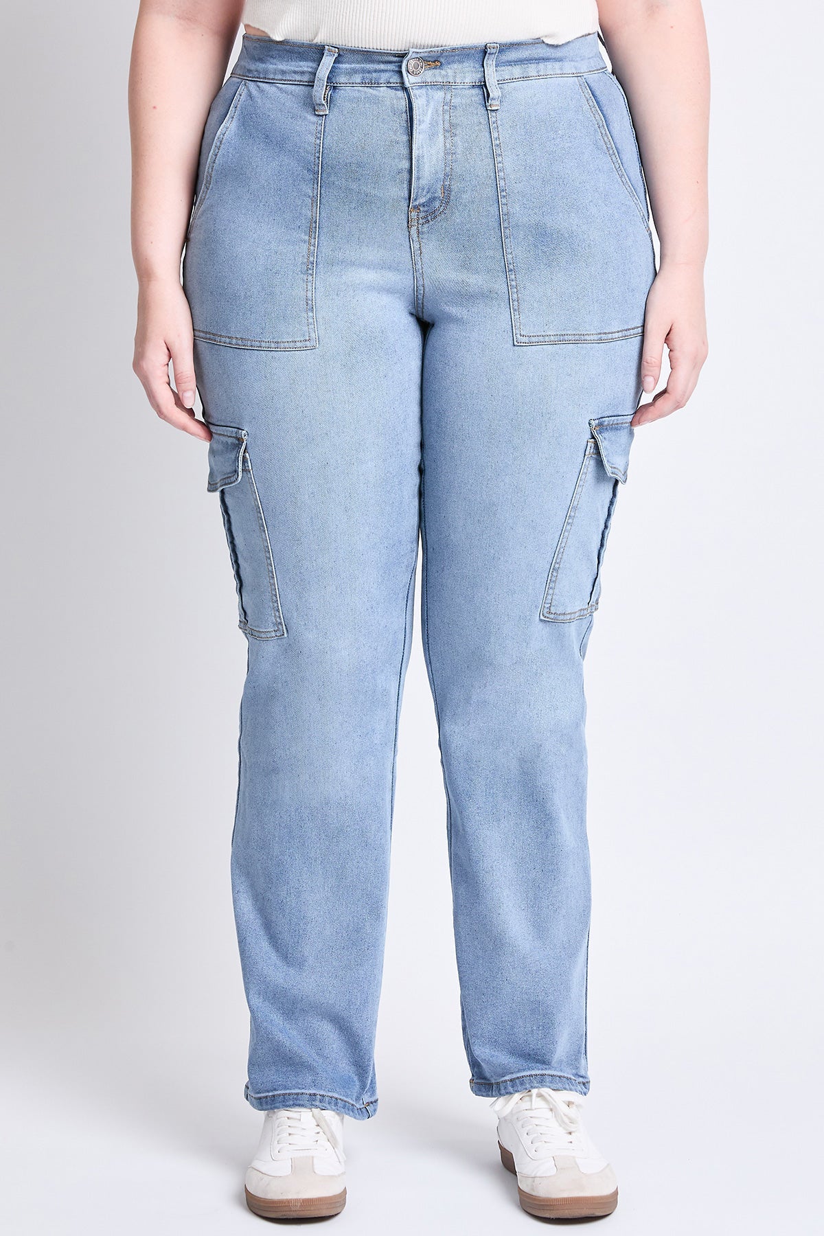 Women's Plus High Rise Elastic Waist Cargo Straight  Jeans