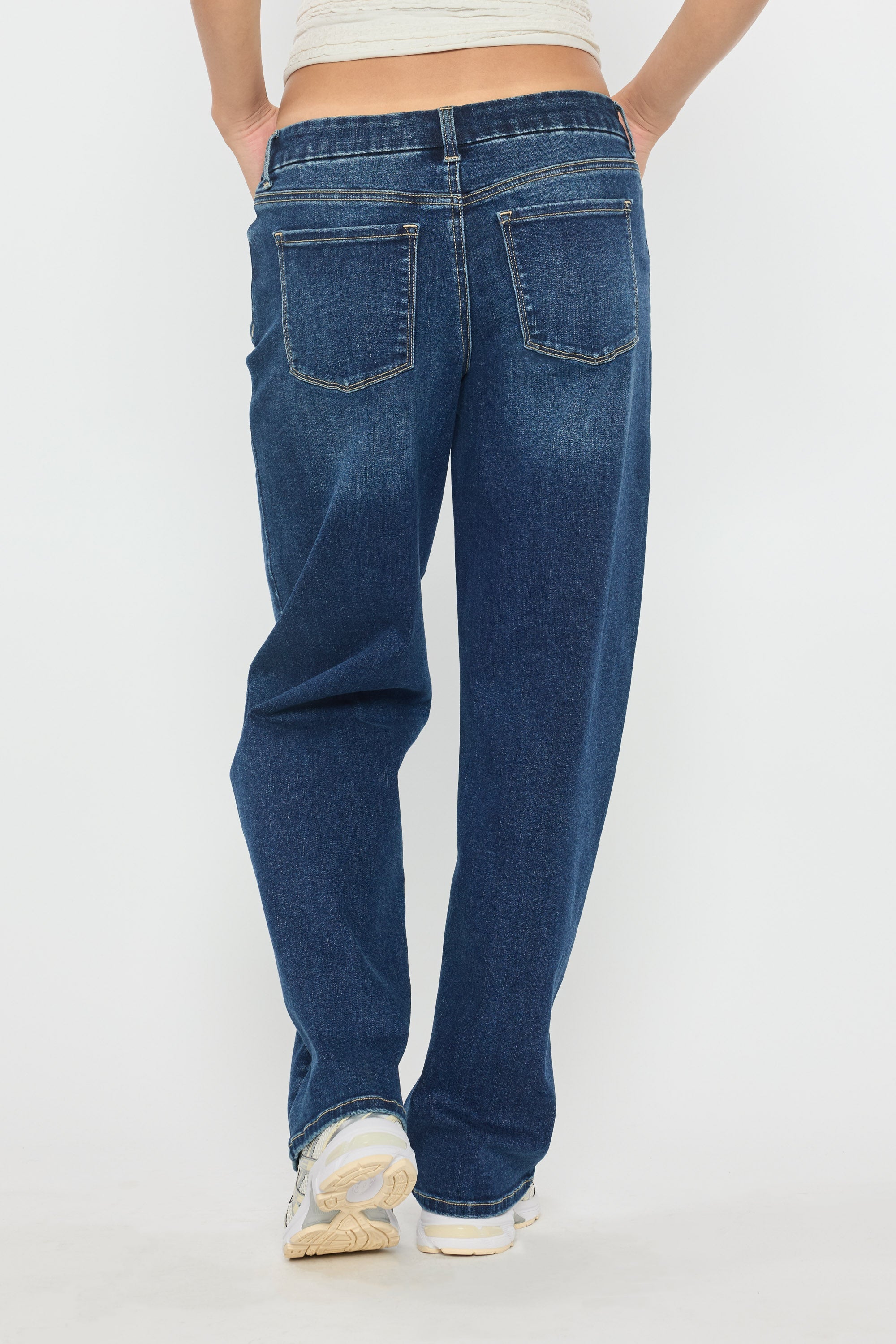Mid Waist Loose Straight Jeans