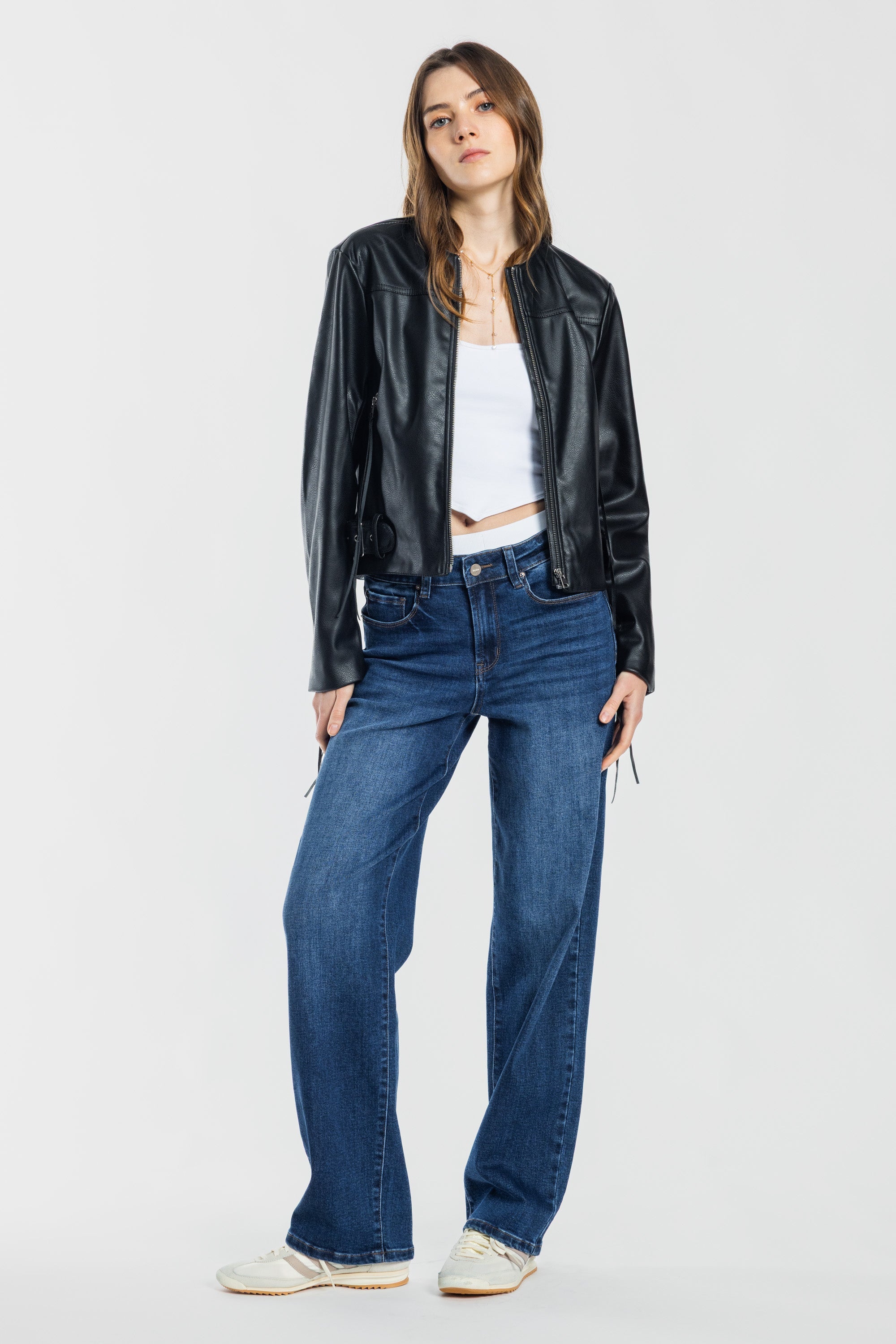 Mid Waist Loose Straight Jeans