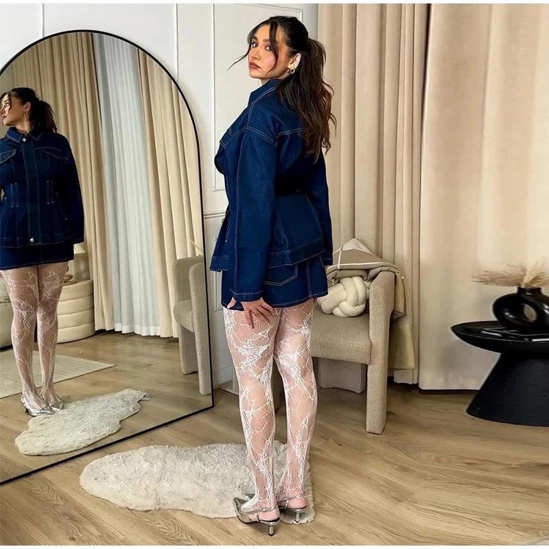 Women's Retro Washed Lapel And Waist Tight Denim Coat