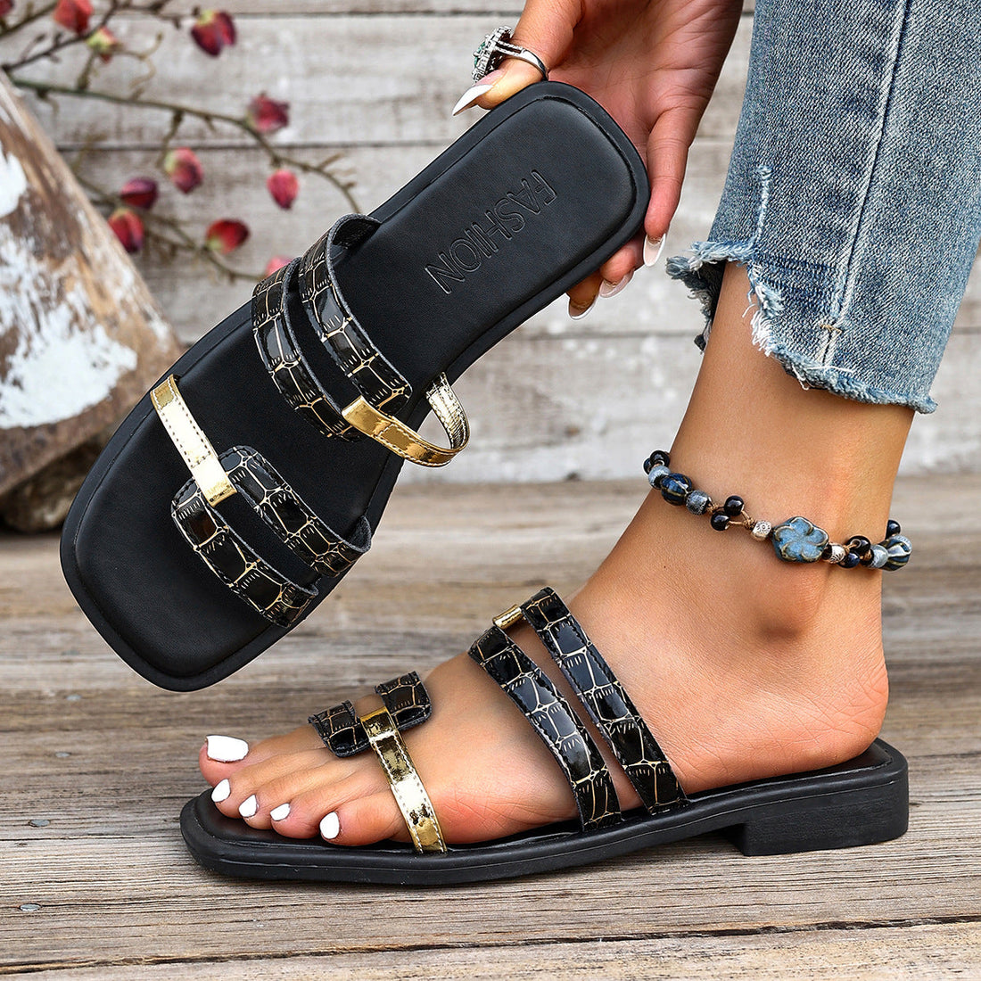 Plus Size Color Matching Flat Slippers Women All Match Square Head Solid Color Outerwear Beach Slippers