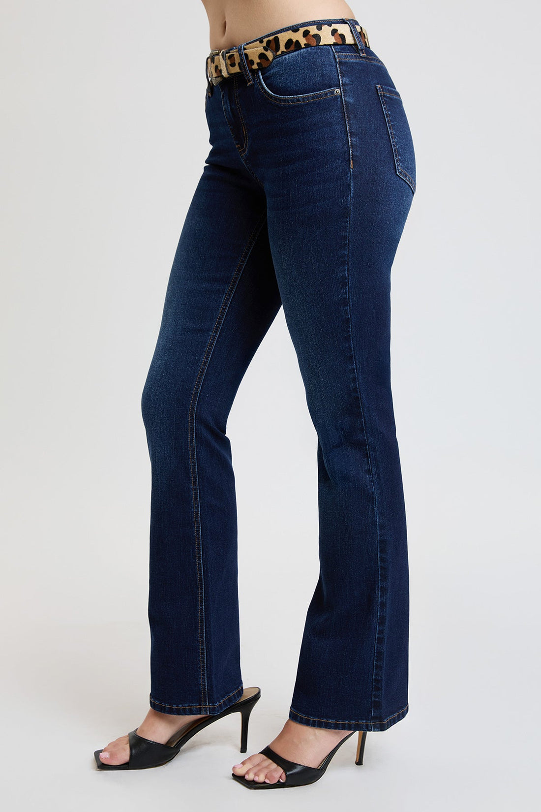 Women's Mid Rise Belted Bootcut Jeans