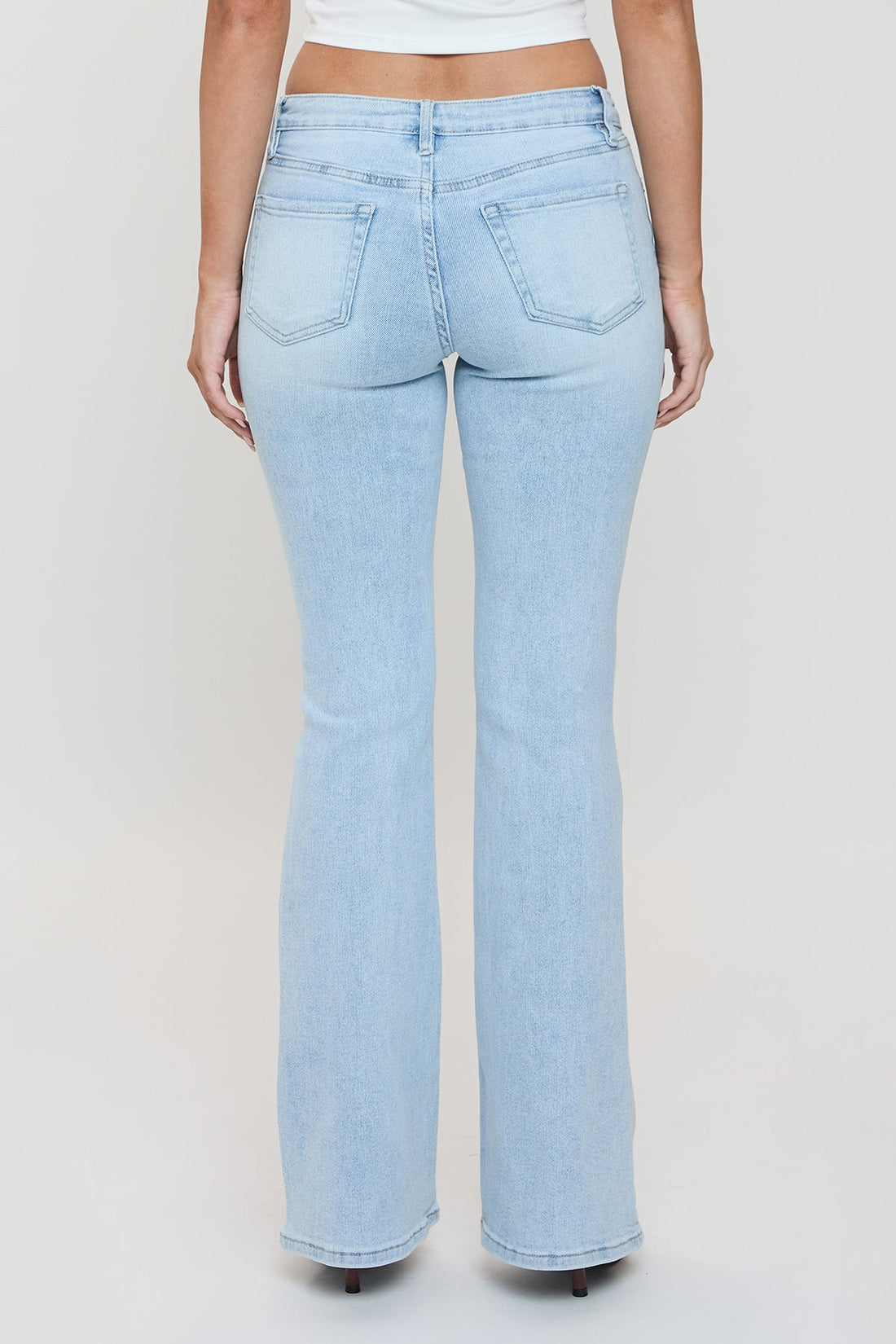 Women's Essential Flare Jeans