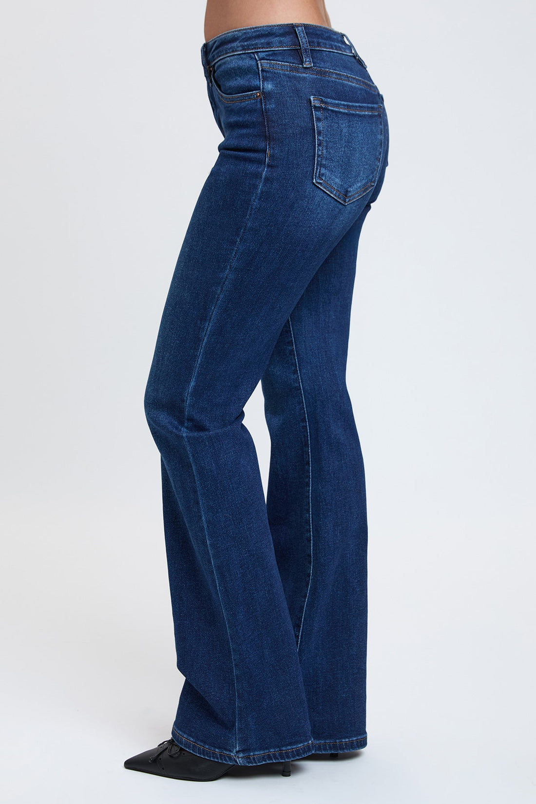 Women's Essential Flare Jeans