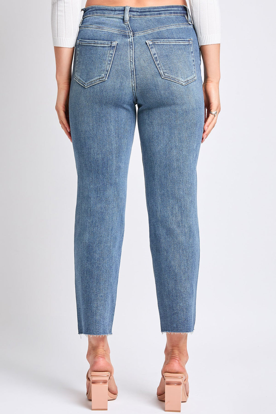 Women's Cropped Straight Jeans