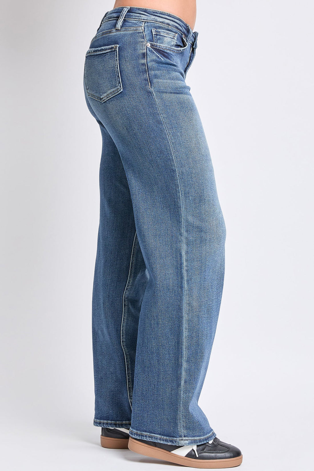 Women's Mid Rise Wide Leg Jeans