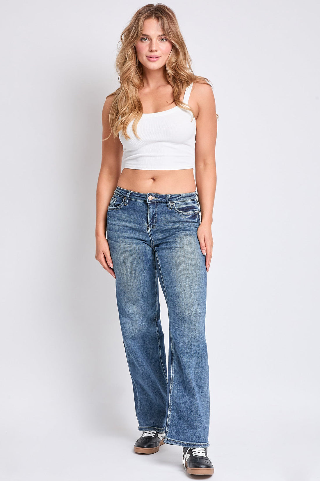Women's Mid Rise Wide Leg Jeans