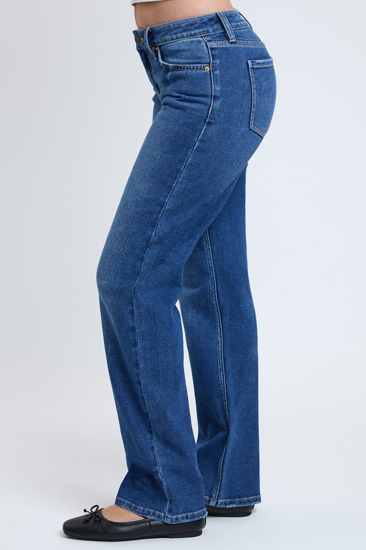 Women's Essential Straight Jeans
