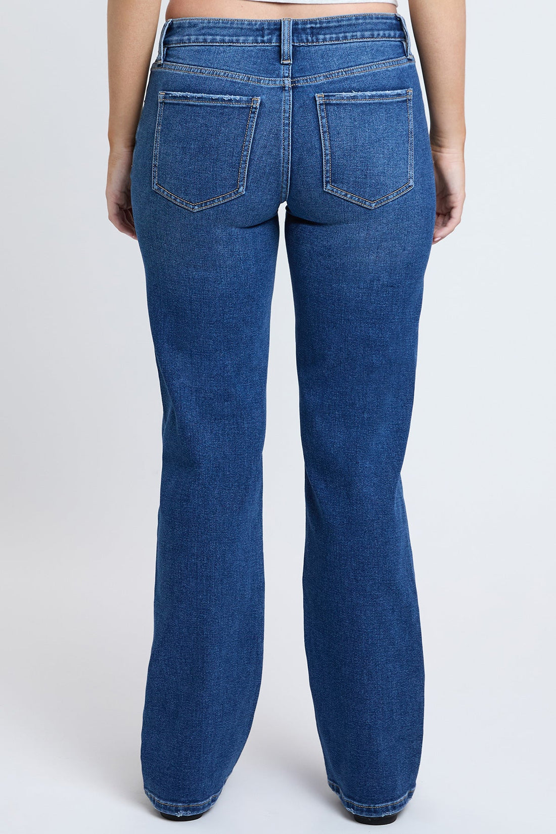 Women's Essential Straight Jeans