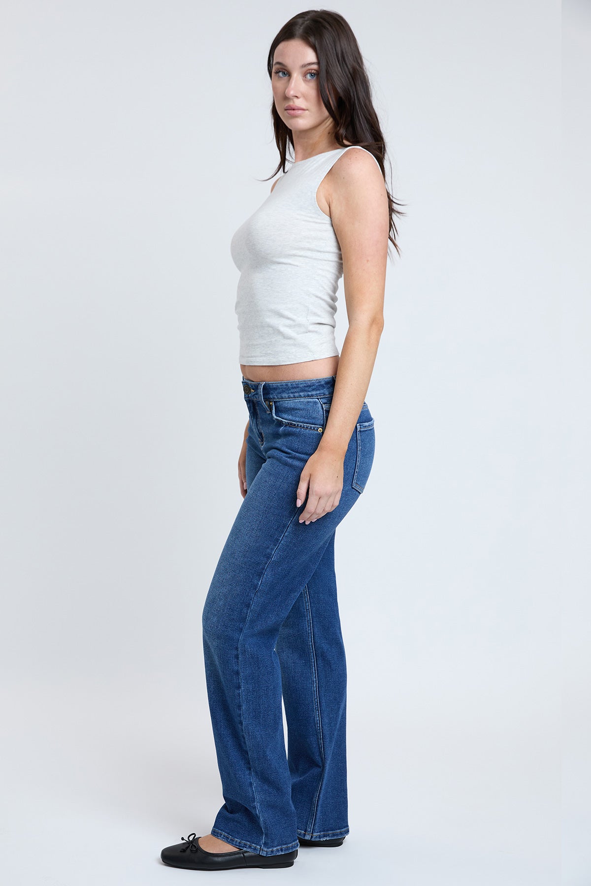 Women's Essential Straight Jeans