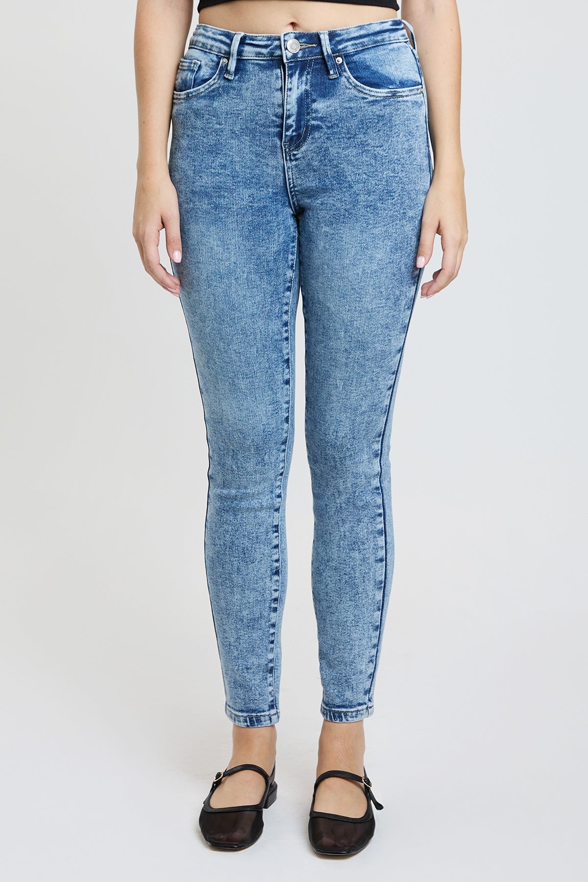 Women's Essential Skinny Jeans
