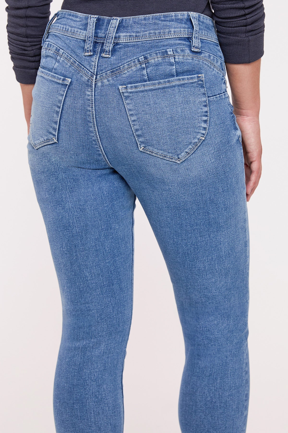 Women's Petite Curve Confidence  Mid Rise Skinny