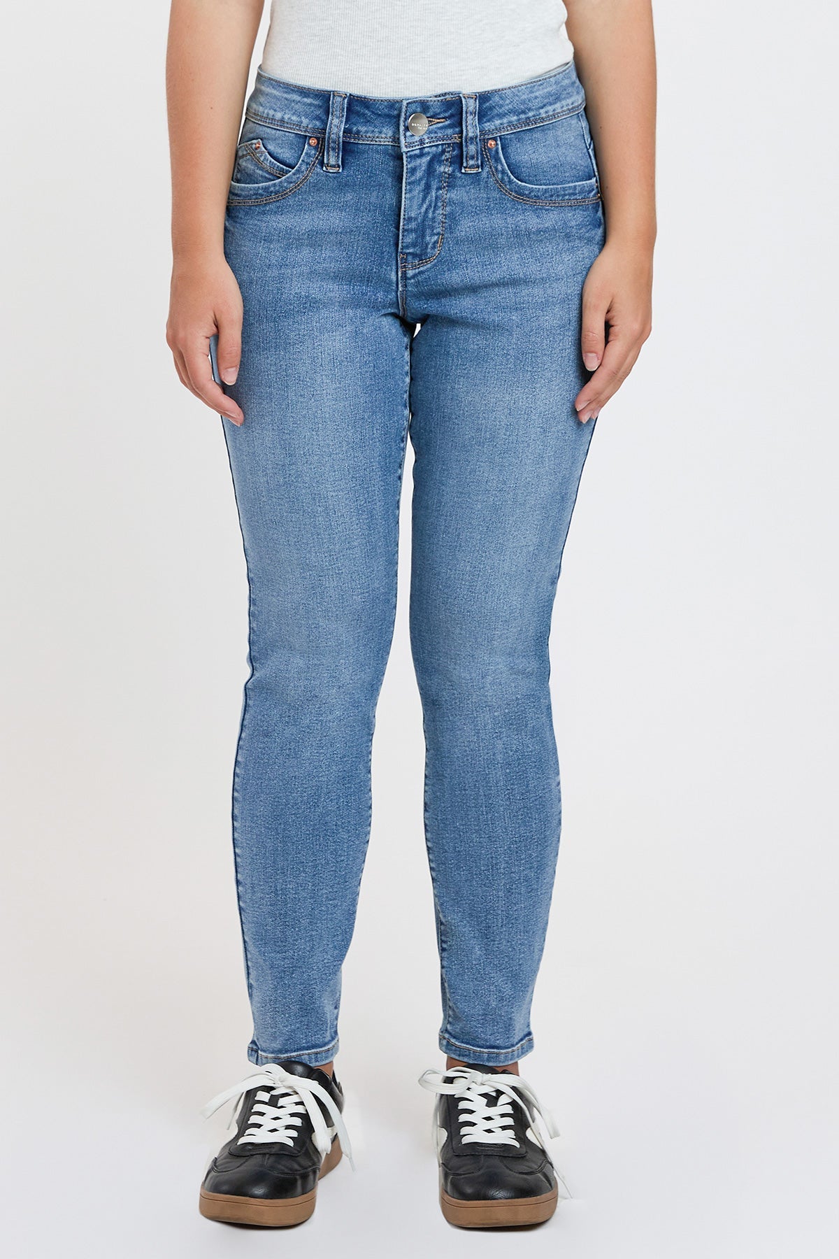 Women's Petite Curve Confidence  Mid Rise Skinny