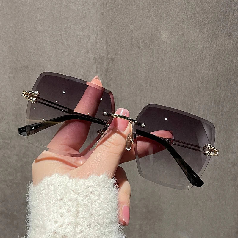 Trendy Polygonal Gradient Women Frameless Sunglasses