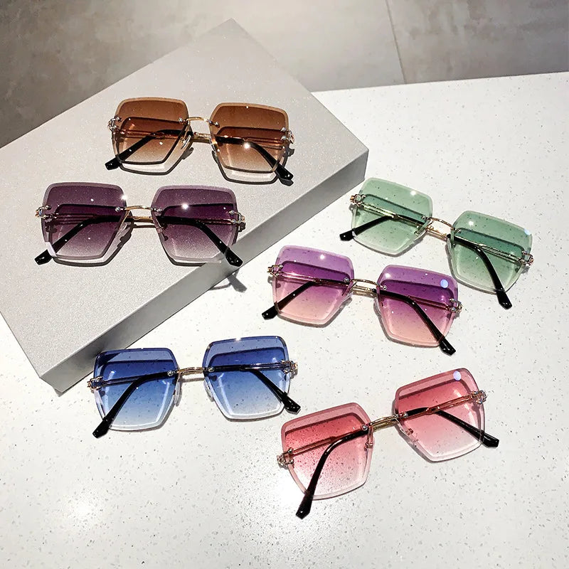 Trendy Polygonal Gradient Women Frameless Sunglasses