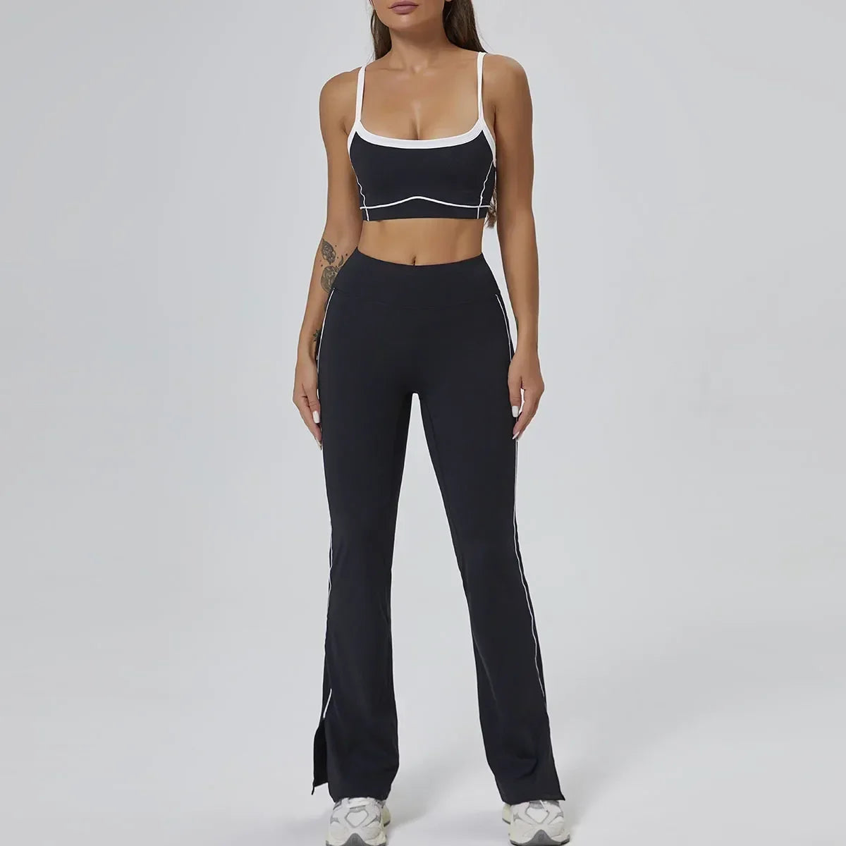 FlareLift Yoga Set: High-Waist Pants & Backless Bra