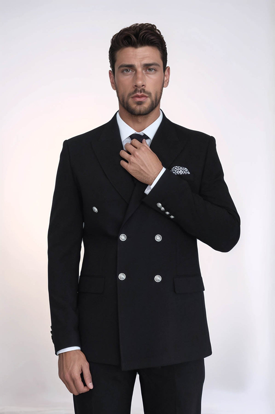 Modern Fit Double-Breasted Black Men’s Suit with Silver-Tone Metal Buttons – Wessi