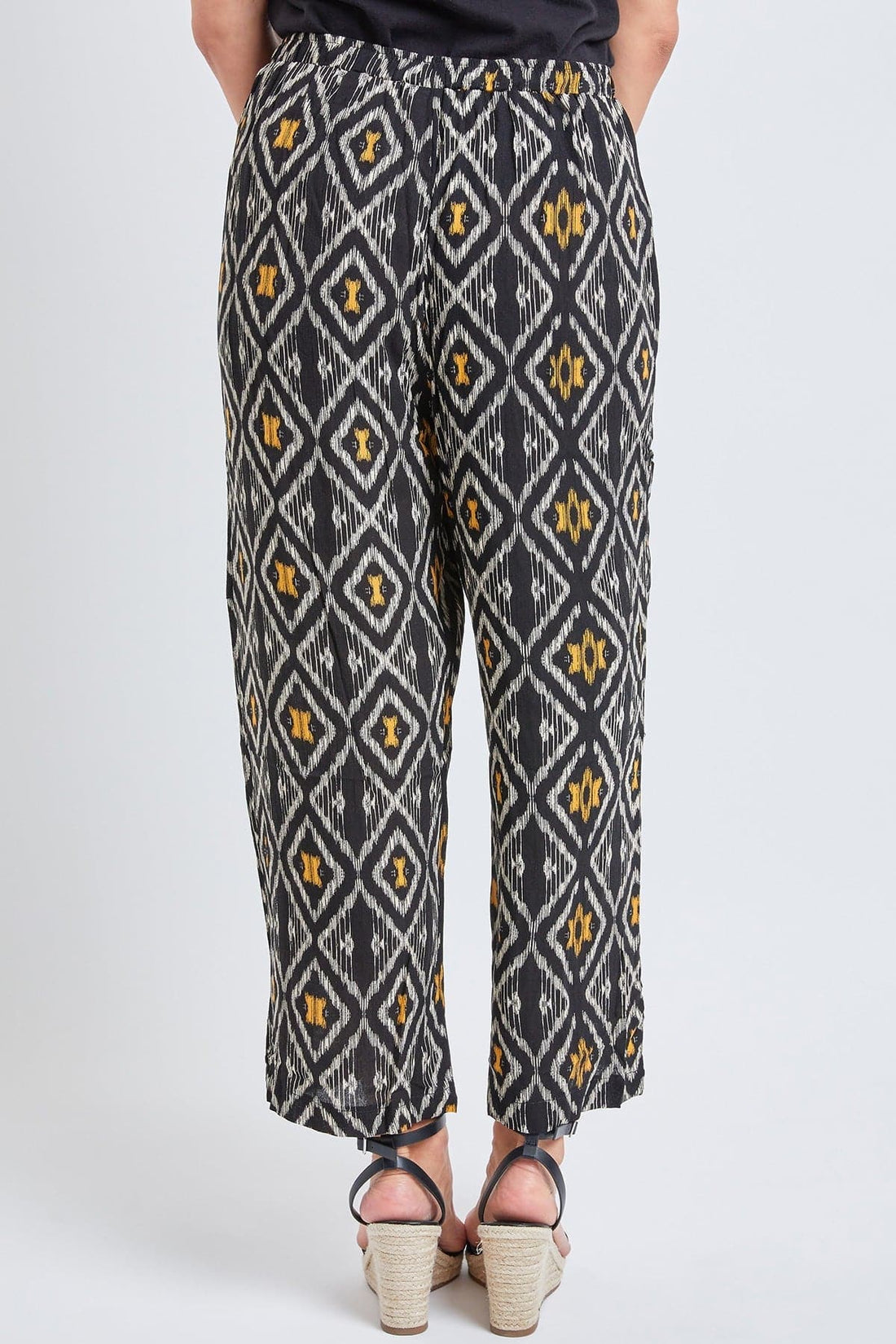 Women's Pull-On Relaxed High Rise Pant
