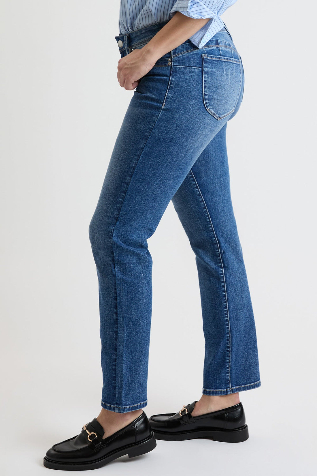 Women's High Rise Curve Confidence  Straight Jeans