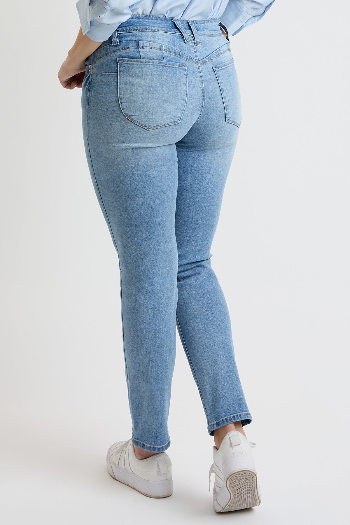 Women's High Rise Curve Confidence  Straight Jeans