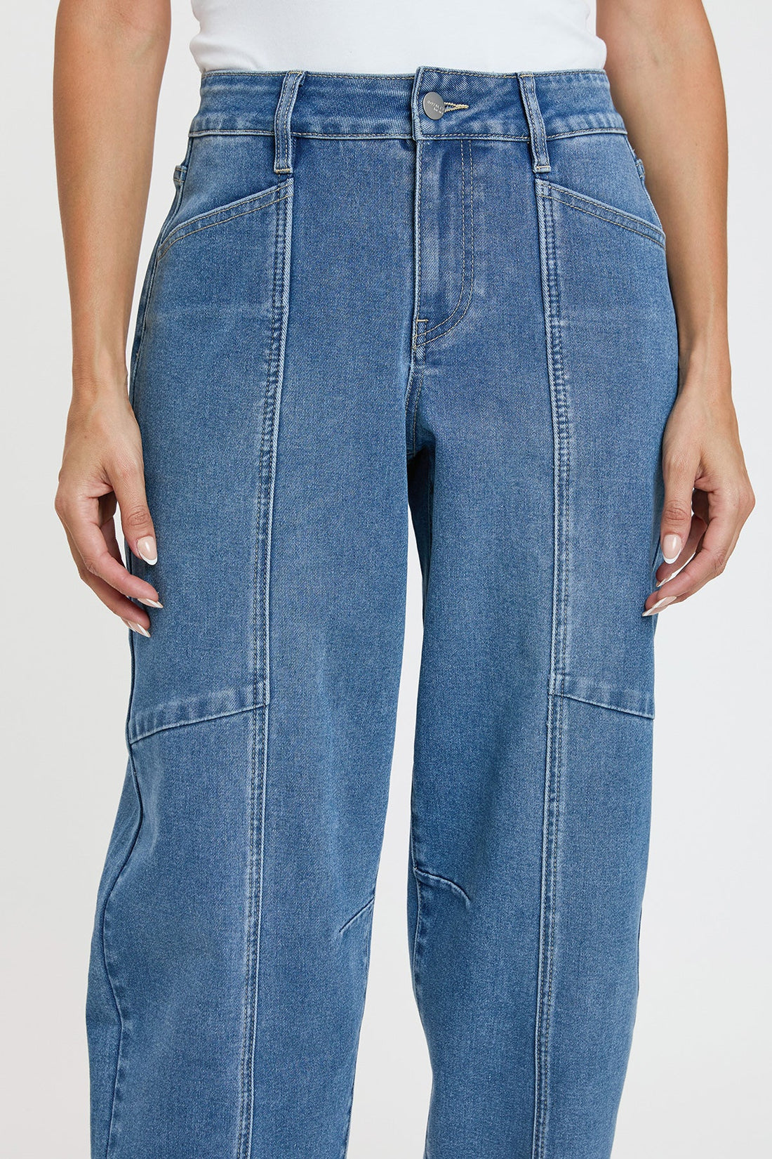 Women's High Rise Seamed Barrel Jeans