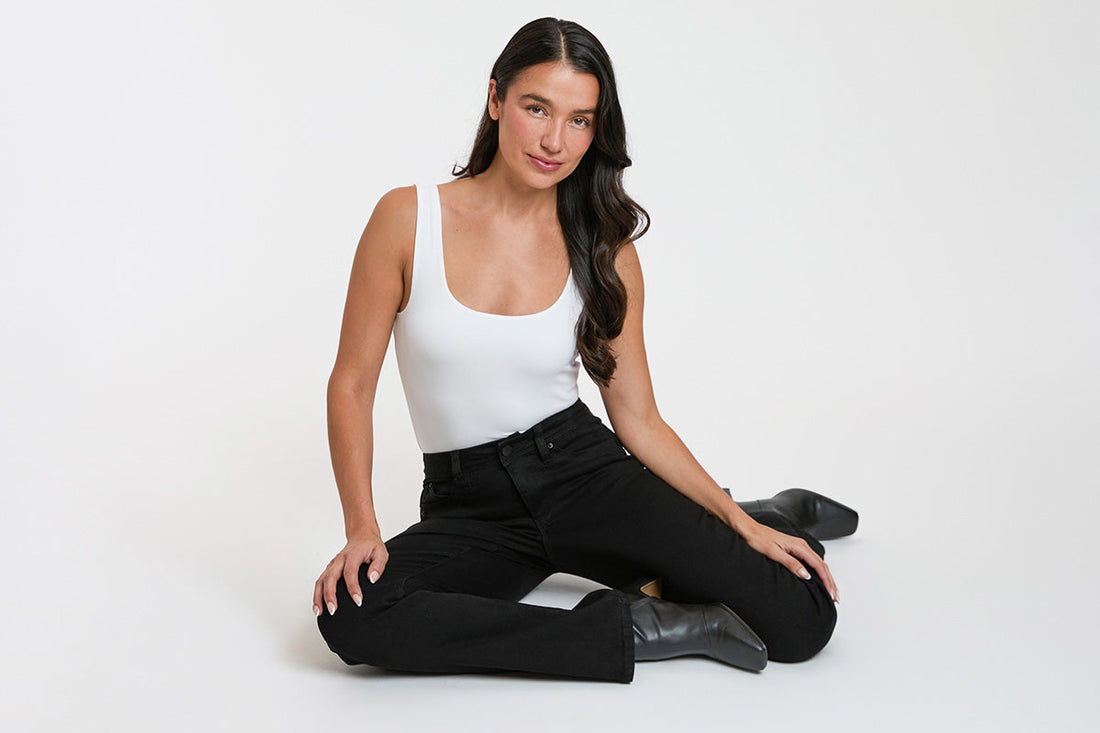 Women's High Rise Curve Confidence  Bootcut Jeans