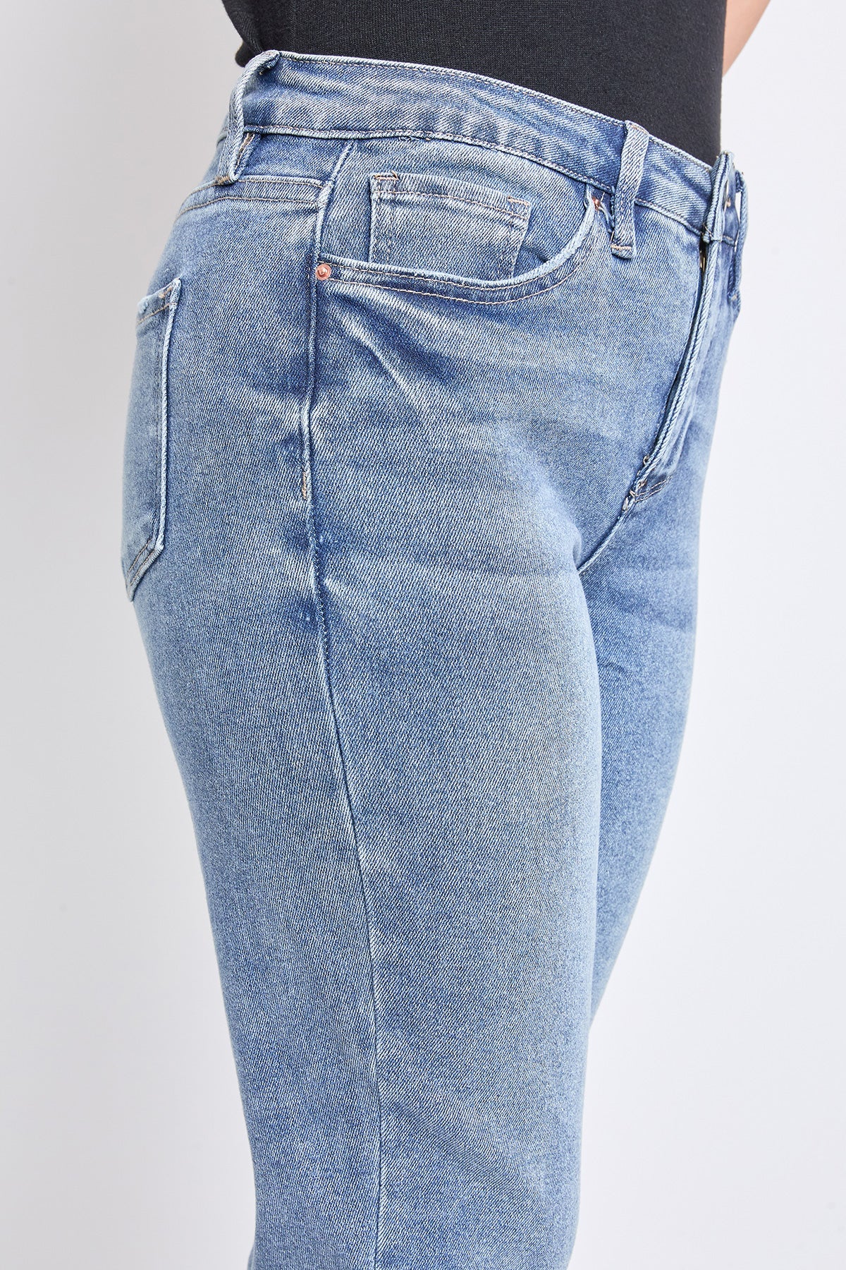 Women's High Rise Vintage Slim Straight  Jeans