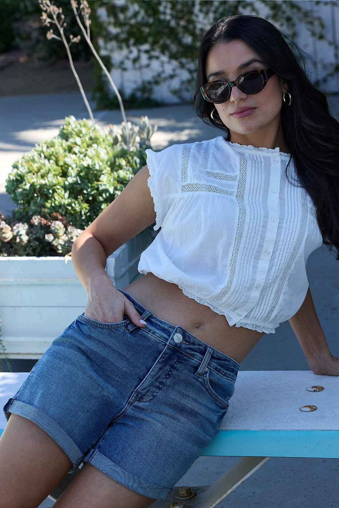 Women's Premium Stretch Fold-Over Cuff Shorts