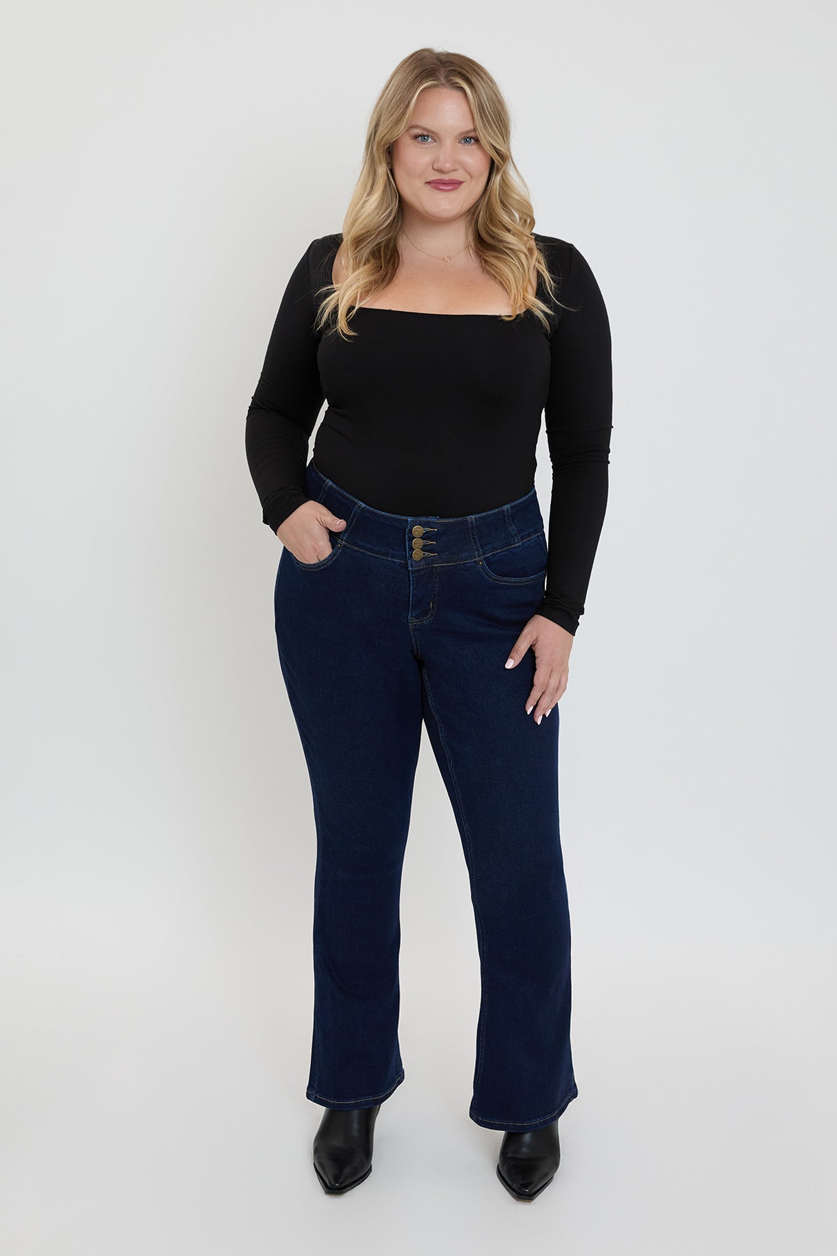 Women's Plus 3-Button Premium Stretch Bootcut Jeans
