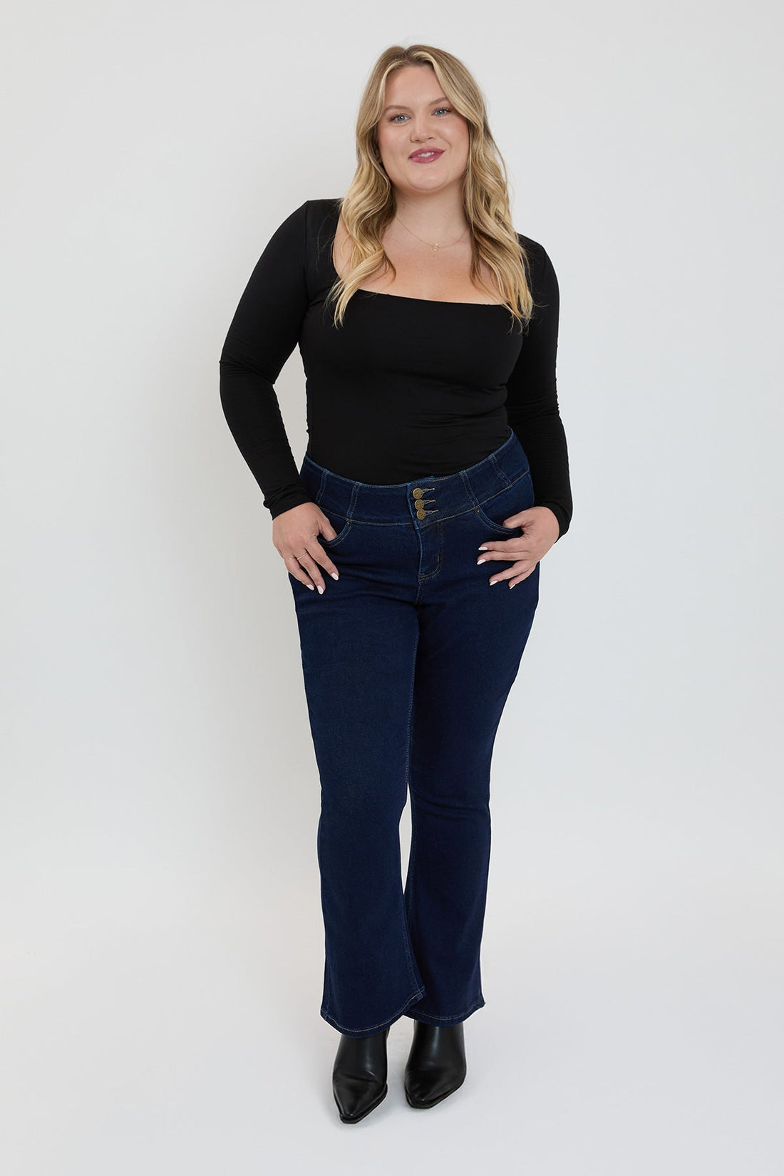 Women's Plus 3-Button Premium Stretch Bootcut Jeans