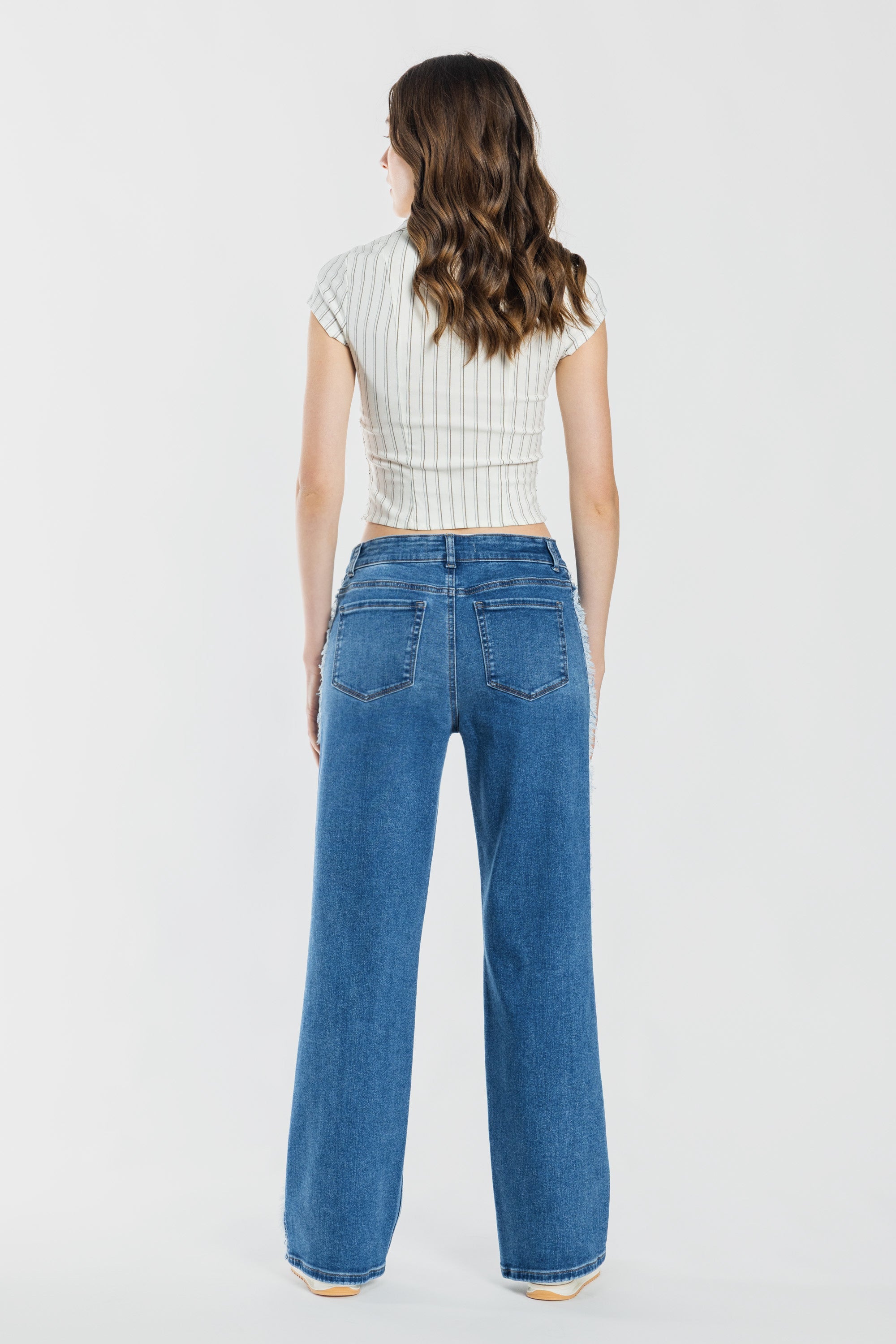 Mid Waist Relaxed Wide Leg Jeans with Side Contrast Detail
