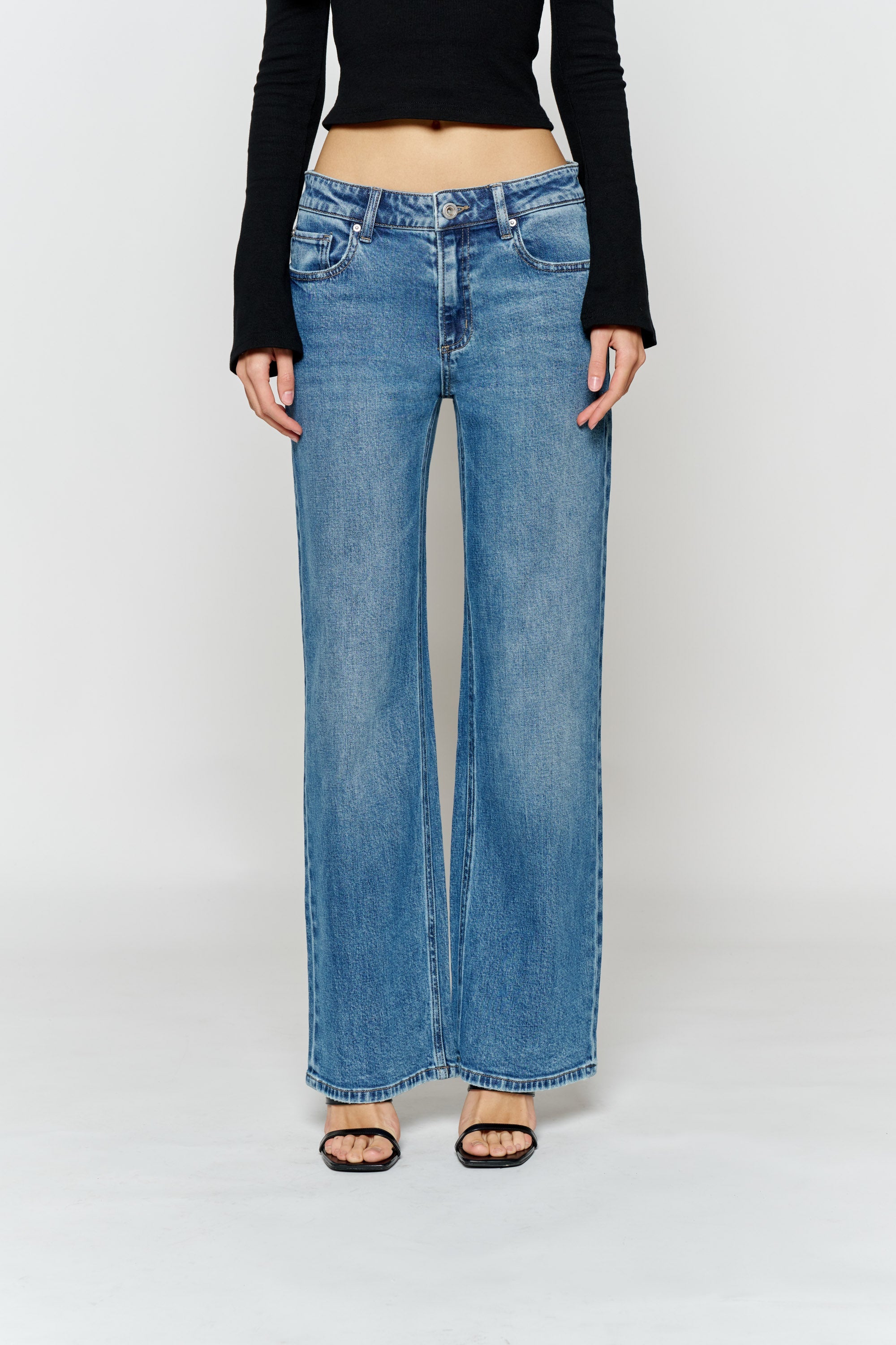 Mid Waist Relaxed Wide Leg Jeans