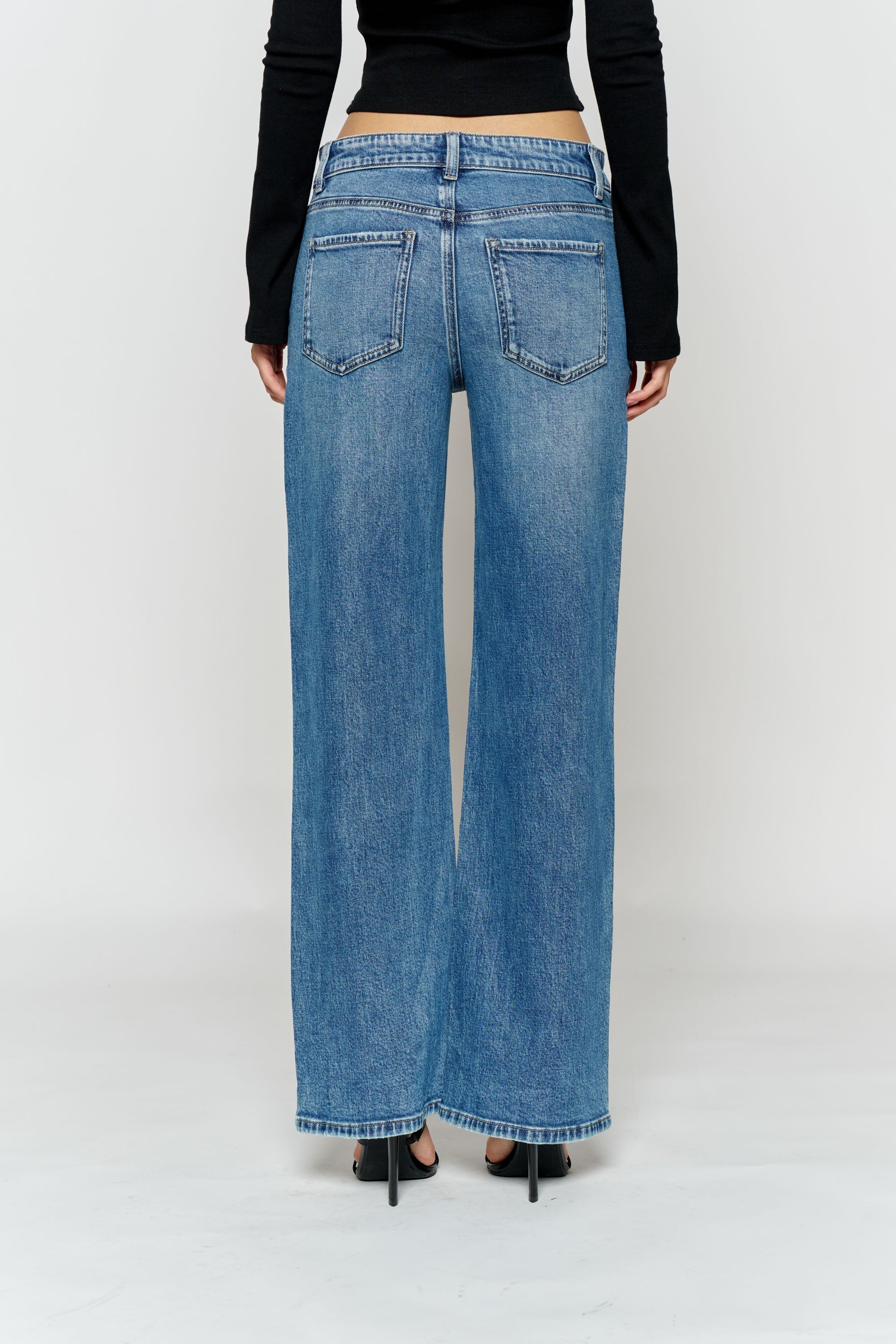 Mid Waist Relaxed Wide Leg Jeans